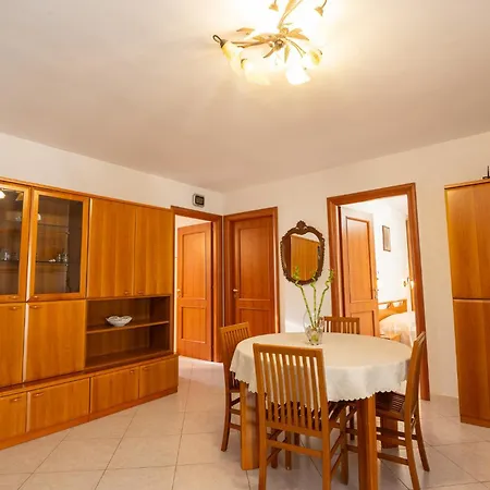 Apartamento Palazzo Auramaris