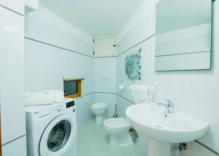 Palazzo Auramaris ויאסטה