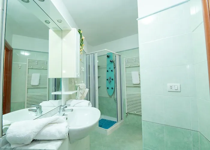 דירה Palazzo Auramaris ויאסטה